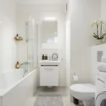 Urban Chic - Premium City-center On Pereca Street *