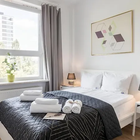 Urban Chic - Premium City-center On Pereca Street Warszawa