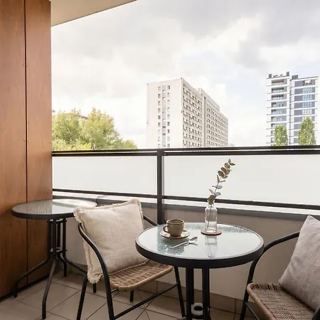 Urban Chic - Premium City-center On Pereca Street Warszawa