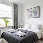 Apartment Urban Chic - Premium City-center On Pereca Street