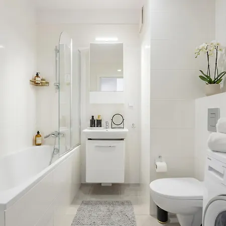 Urban Chic - Premium City-center On Pereca Street *