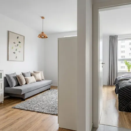 Urban Chic - Premium City-center On Pereca Street Varşova
