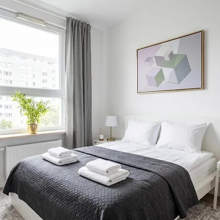 Daire Urban Chic - Premium City-center On Pereca Street