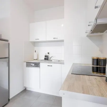 Urban Chic - Premium City-center On Pereca Street דירה *