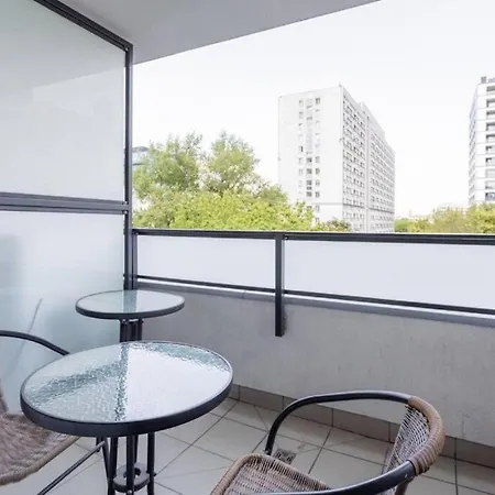 Urban Chic - Premium City-center On Pereca Street * ורשה